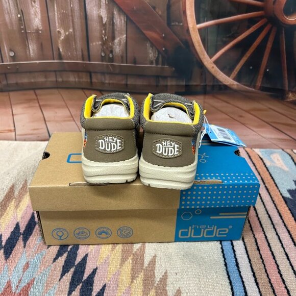 Youth Hey Dude Wally Sox Safari - Picture 4 of 5